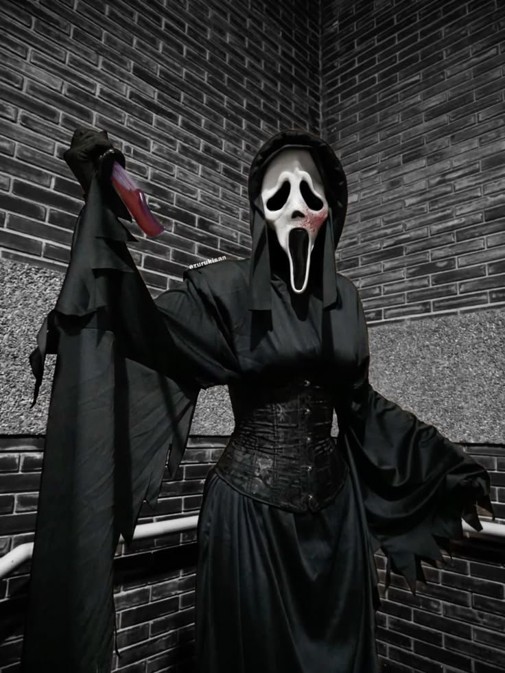 Female Ghostface PFP