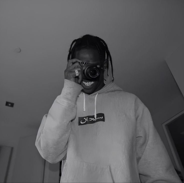 Travis Scott PFP Black And White