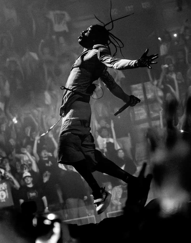 Travis Scott PFP Stage Lights