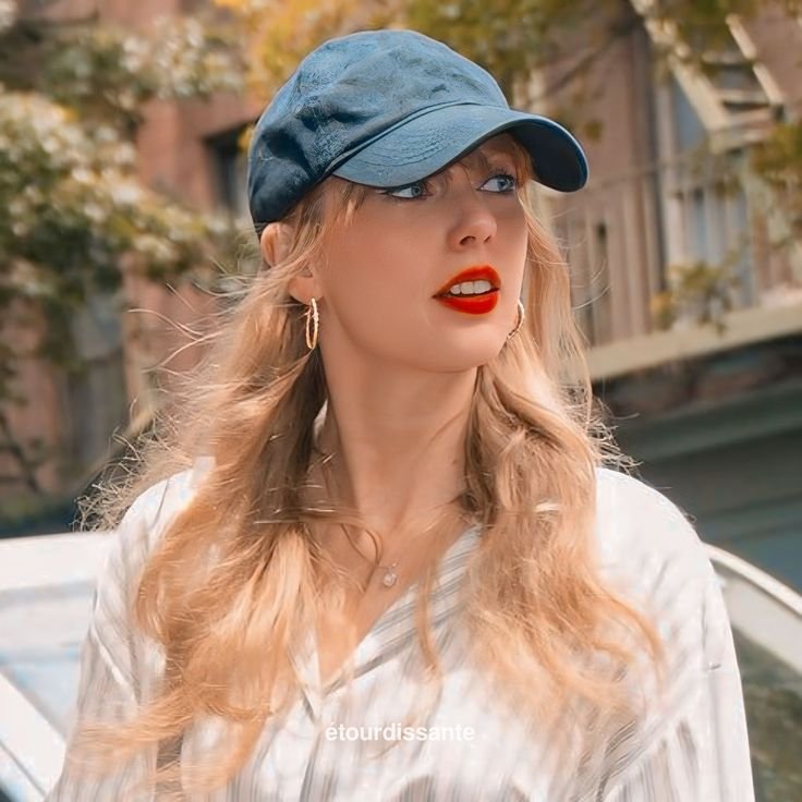 Taylor Swift PFP Unique