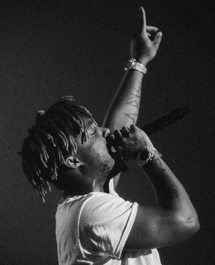 Juice wrld pfp black and white