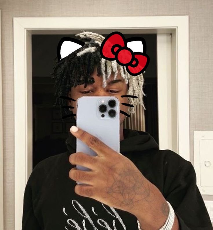 Ken carson pfp hello kitty