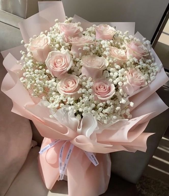 Aesthetic Flower Bouquet
