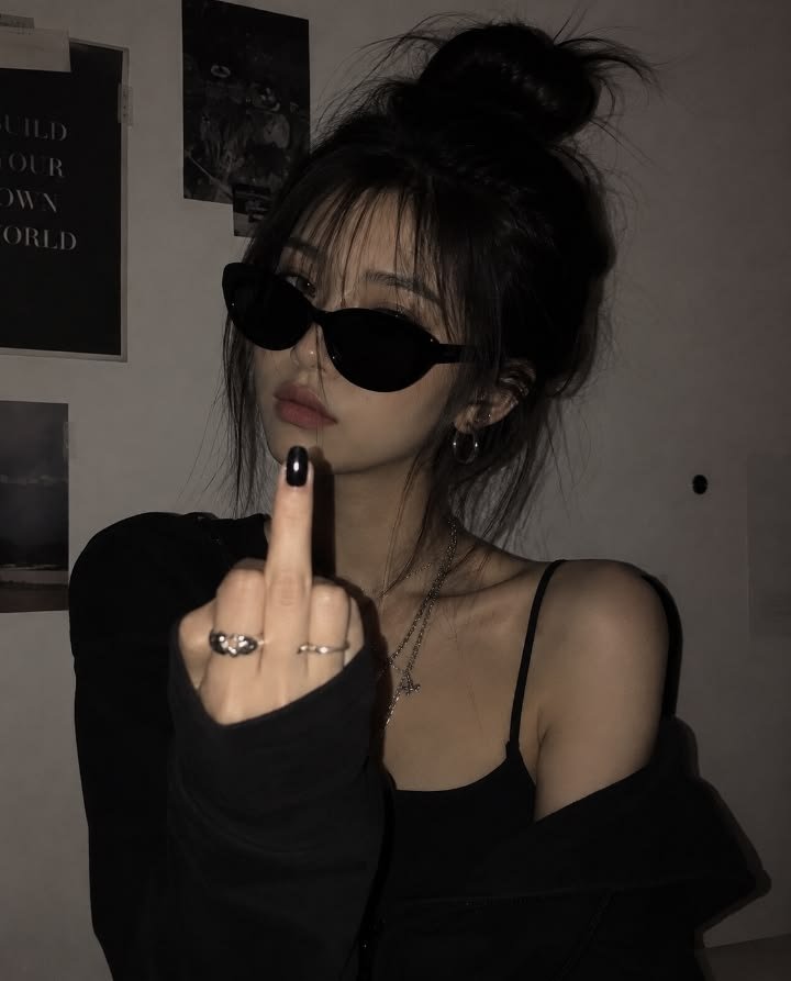 Baddie Attitude PFP