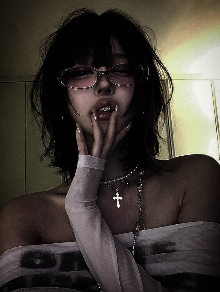 Baddie PFP Aesthetic