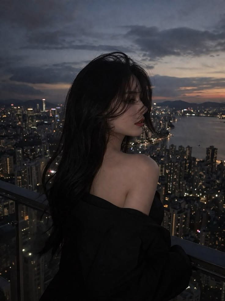 Dark Baddie PFP