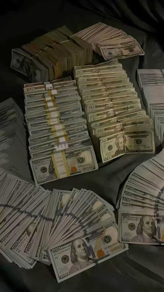 Dollar Money PFP