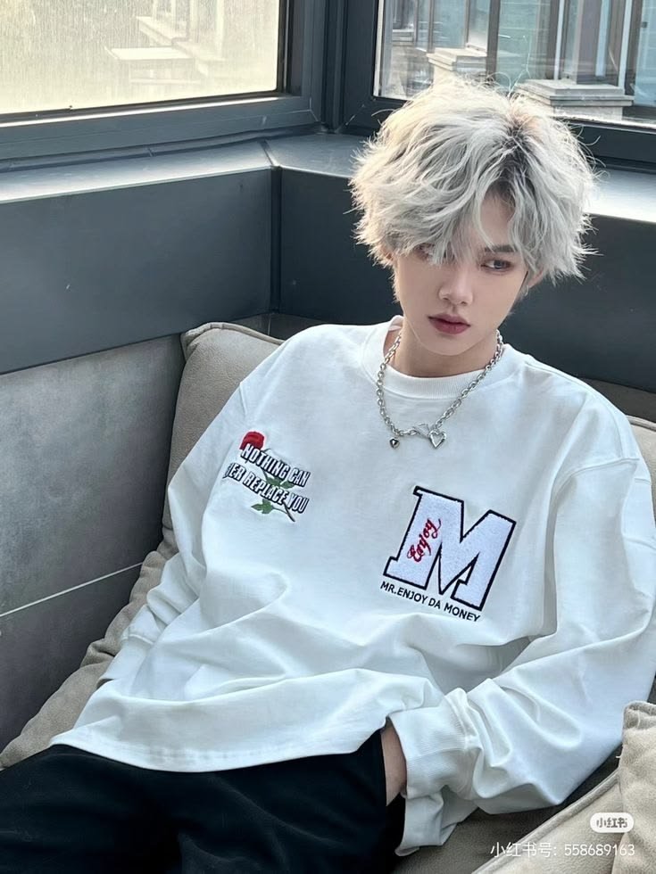Femboy PFP 4K