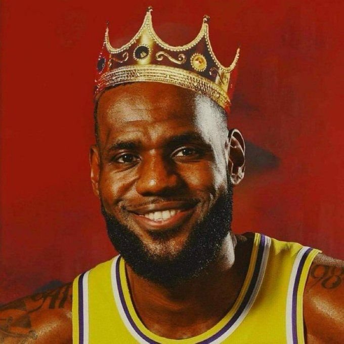 LeBron King PFP