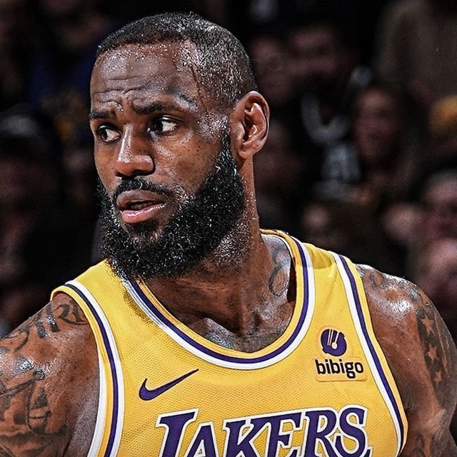 LeBron PFP HD