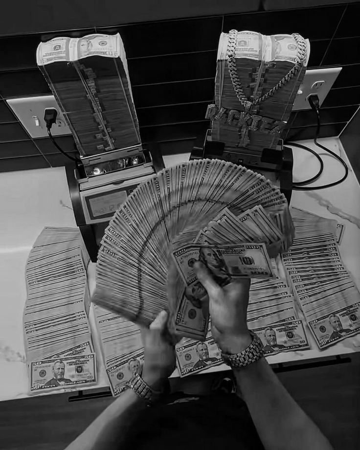 Money PFP Black And White