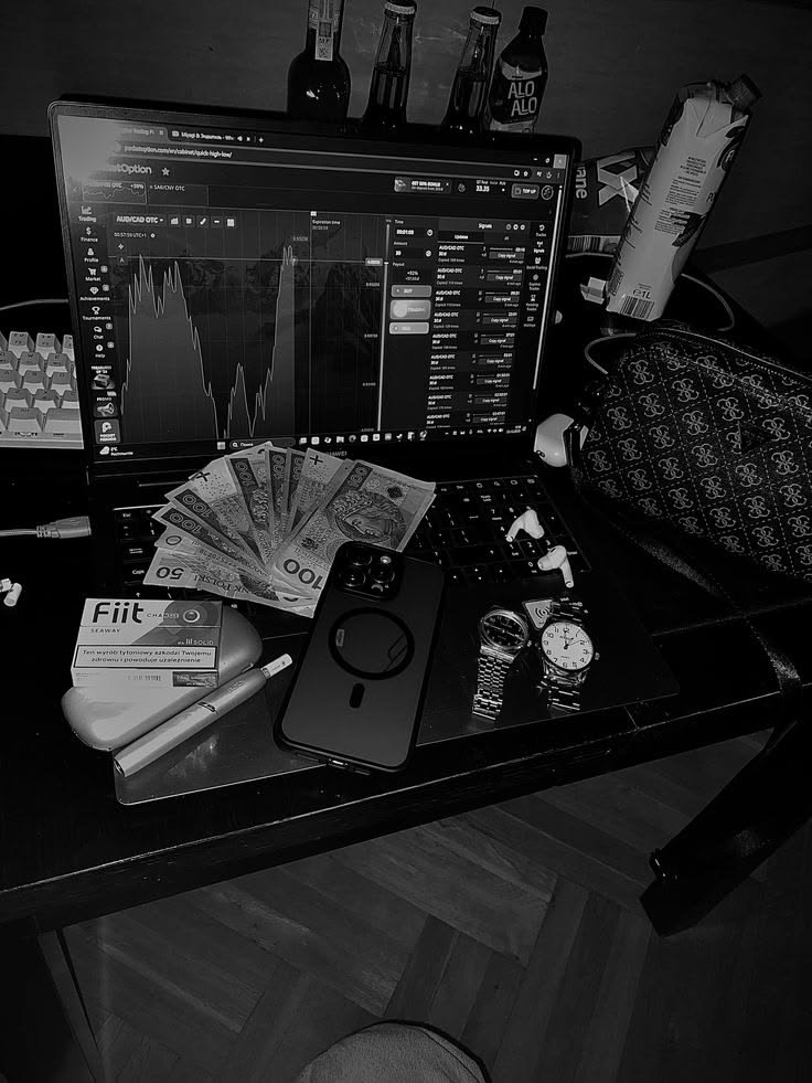 Money PFP Black And White